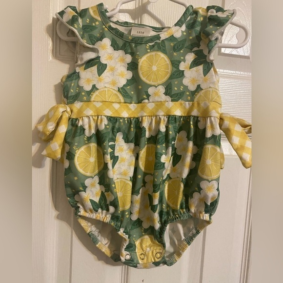 Other - Boutique Lemon Bubble Romper